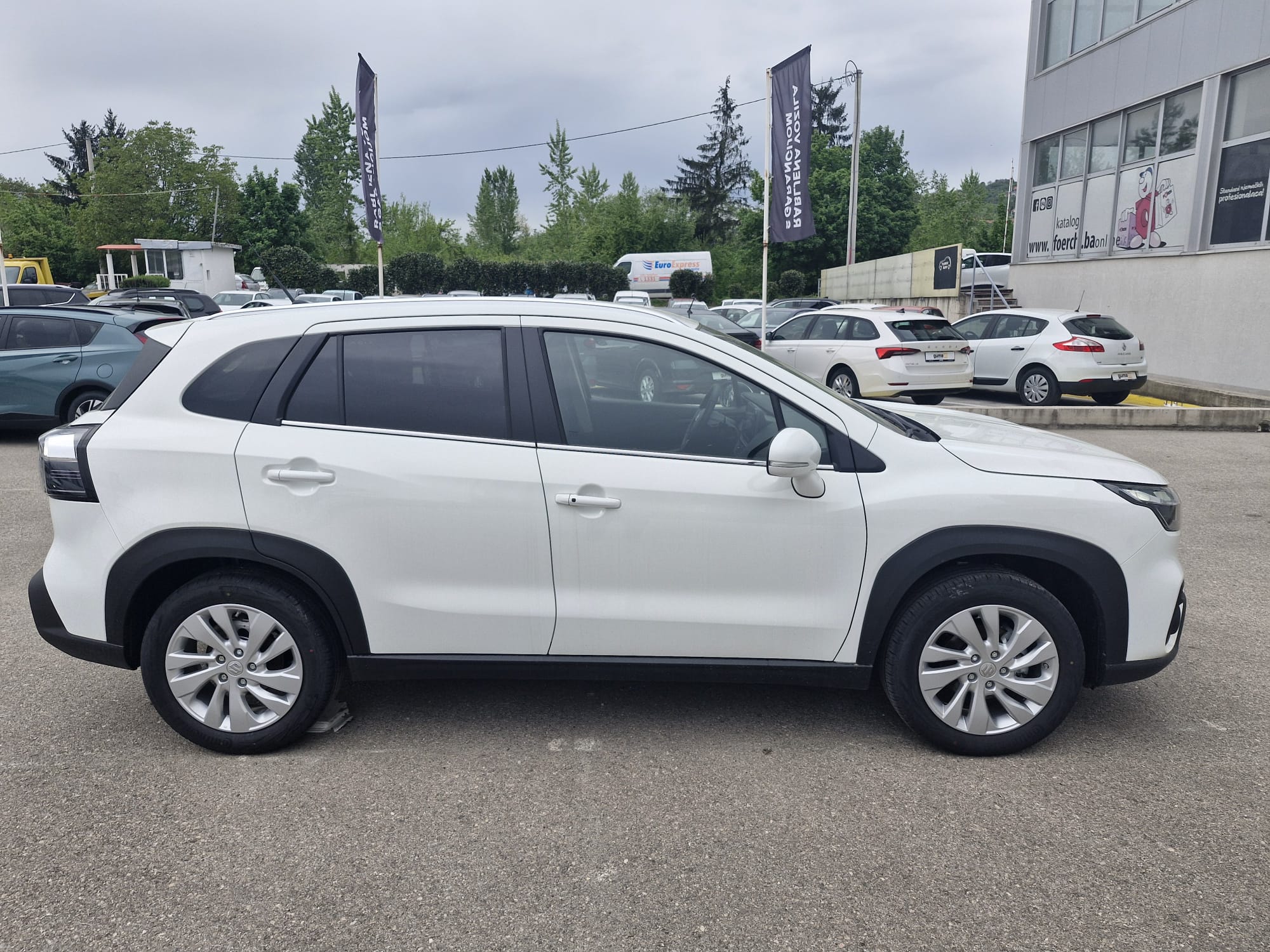 Suzuki S-Cross - 2023